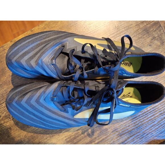 Brooks QWK 3 Track Spikes Mens Size 11.5 - NO Spikes - Picture 4 of 8